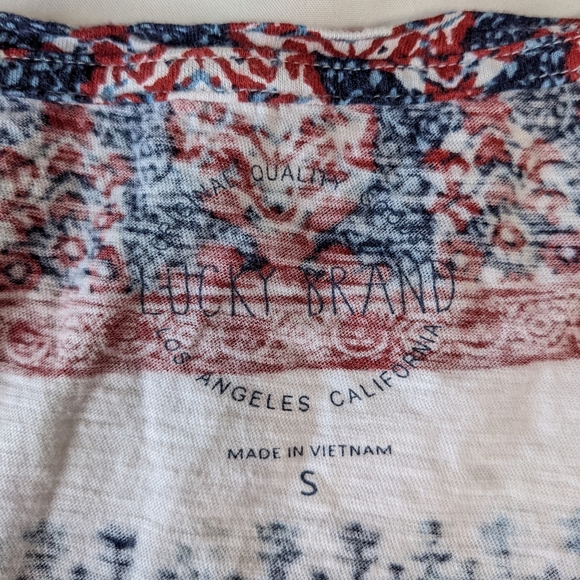 Lucky Brand Rounded Hem Printed Boho Tee Shirt Small - Picture 6 of 6